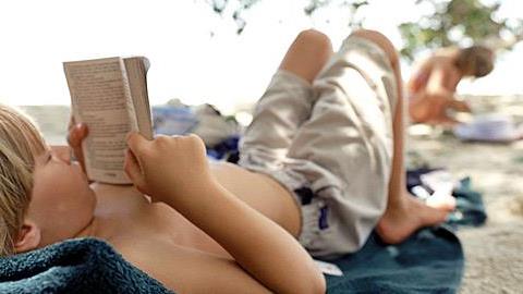 Τα καλύτερα παιδικά βιβλία για το καλοκαίρι!