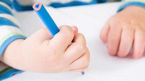 Τι είναι η δυσγραφία στα παιδιά και πώς αντιμετωπίζεται