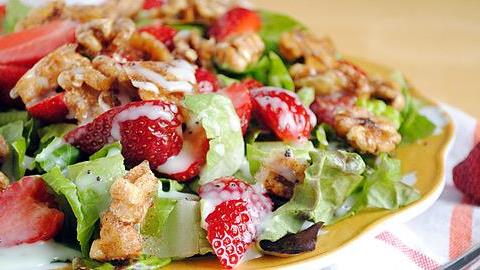 3 σαλάτες που θα σας βοηθήσουν να χάσετε βάρος