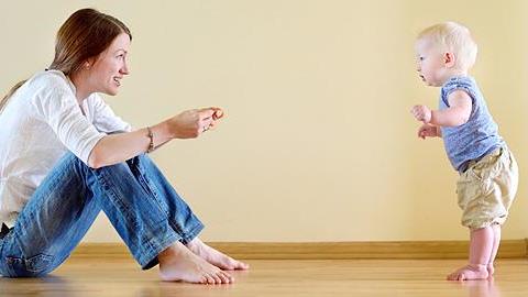 Τι σημαίνει για την υγεία του μωρού το να περπατά νωρίς