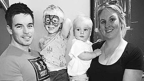 «Δώσε σημασία σε αυτά που σου στέλνει η γυναίκα σου στο Facebook»