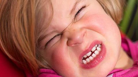 Γιατί είναι καλό να αφήνετε τα παιδιά να εκφράζουν τον θυμό τους