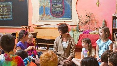 Τι είναι τα «ελεύθερα» σχολεία Waldorf και γιατί τα επιλέγουν οι γονείς;