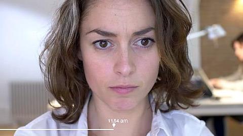 Πώς η κούραση αλλάζει το πρόσωπο της μαμάς