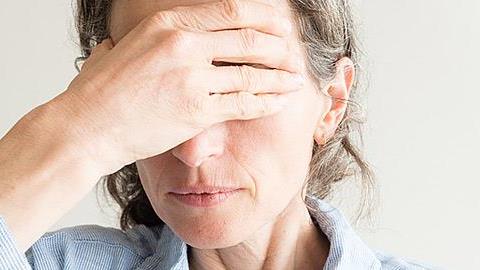 Τα 8 πρώτα σημάδια της εμμηνόπαυσης