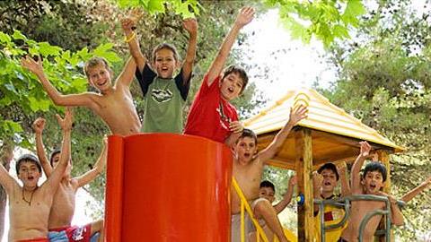 Kinderland: H κατασκήνωση που τα παιδιά μας θα ζήσουν αξέχαστα καλοκαίρια!