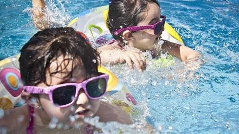 5 πολύτιμες συμβουλές για την ασφάλεια των παιδιών στις διακοπές