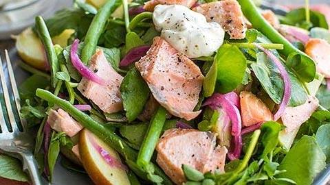 4 ελαφριά γεύματα για το καλοκαίρι 