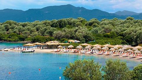 Πού να πάτε μονοήμερη για μπάνιο με τα παιδιά