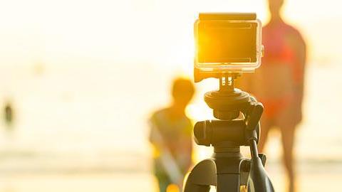 Εξοπλισμός παραλίας από τα Public: Χωρίς αυτά… δεν πάμε πουθενά!