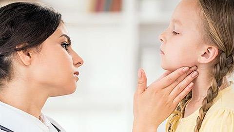 Πώς θα καταλάβετε ότι το παιδί έχει θυρεοειδή