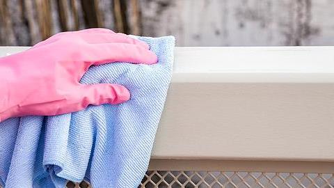 Πώς να καθαρίσετε εύκολα το μπαλκόνι