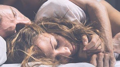 7 κοπλιμέντα που πρέπει να κάνεις πού και πού στον καλό σου