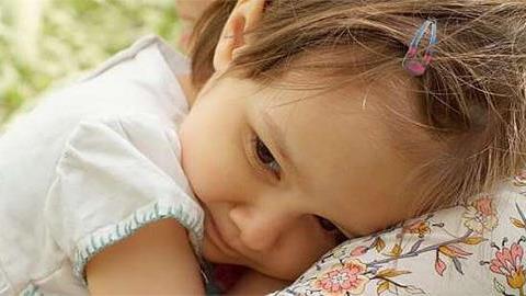 Η κόρη μου είναι ντροπαλή και «μαζεμένη». Φοβάμαι ότι δεν θα τα βγάλει πέρα στον παιδικό σταθμό… 