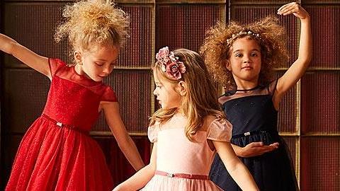 Το Maison Marasil φιλοξενεί τις πιο ιδιαίτερες συλλογές φθινοπωρινών ρούχων