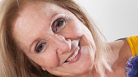 Κάρμεν Ρουγγέρη: «Να τα πηγαίνουμε στο θέατρο τα παιδιά μας»