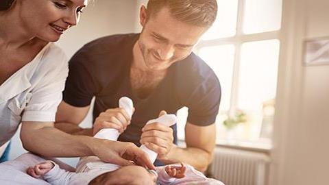 Τα 8 ζεύγη ζωδίων που γίνονται οι καλύτεροι γονείς 