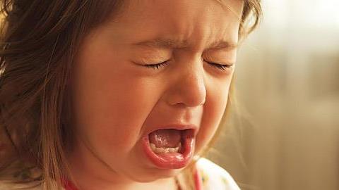 «Οφείλουμε να θυμόμαστε ότι τα παιδιά μας δεν είναι μικροί ενήλικες»