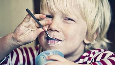 Όταν το παιδί αγαπάει τα γλυκά: 4 ιδέες για υγιεινό επιδόρπιο