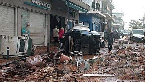 Πώς να προστατευτείτε από τα έντονα καιρικά φαινόμενα: Η Γενική Γραμματεία Πολιτικής Προστασίας προειδοποιεί