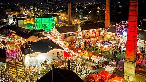 Κερδίστε 12 διπλές προσκλήσεις για τα εγκαίνια του Christmas Factory στις 2/12