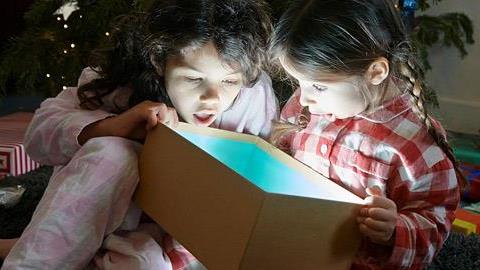 10 απίστευτα παιχνίδια για να κάνετε δώρο στα παιδιά αυτά τα Χριστούγεννα