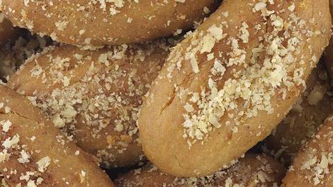 Κέικ μελομακάρονο: O καλύτερος τρόπος να αξιοποιήσετε τα μελομακάρονα που περίσσεψαν