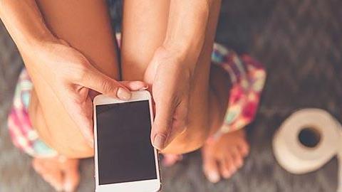 Γιατί μια μαμά δεν μπορεί να πάει στην τουαλέτα σαν άνθρωπος