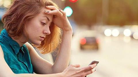 5 πράγματα που δεν πρέπει να πεις σε μια άνεργη μητέρα 