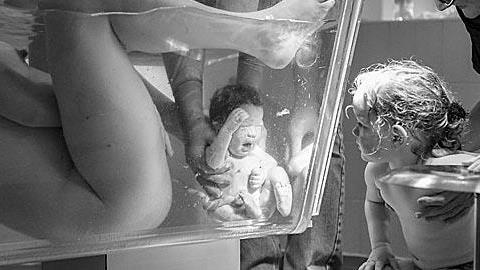 Οι 20 καλύτερες φωτογραφίες τοκετού για το 2018!