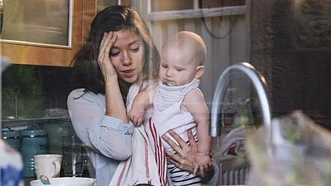 «Προς κάθε μαμά που σήμερα ένιωσε ότι θέλει να τα παρατήσει…»