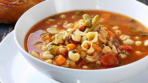 4 θρεπτικές σούπες… αντίδοτα στο κρύο!