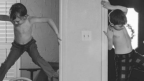 «Η καθημερινότητα με 3 γιους»: 15 φωτογραφίες αφιερωμένες στους γονείς που μεγαλώνουν αγόρια