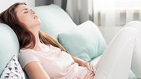 Γιατί έχω αίμα ενώ είμαι έγκυος 2 μηνών;