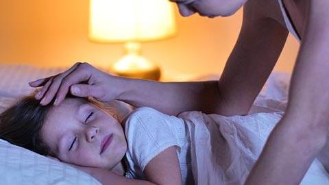 «Οι 6 λέξεις που λέω στην κόρη μου κάθε βράδυ πριν κοιμηθεί»