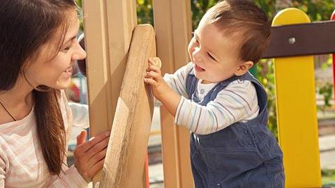 10 κανόνες της παιδικής χαράς που κάθε γονιός πρέπει να ακολουθεί!