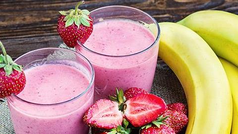 Τα πιο λαχταριστά και θρεπτικά ανοιξιάτικα smoothies