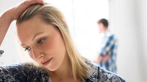 6 φράσεις που δεν πρέπει να λέτε στον σύντροφό σας όταν μαλώνετε 