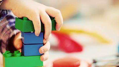 Βρήκαμε ποιοτικά παιχνίδια σε χαμηλές τιμές για να κάνεις όμορφα δώρα όλη τη χρονιά (και όχι μόνο στις γιορτές!)