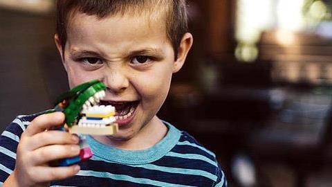 Τα σημαντικότερα στάδια στην ανατροφή των αγοριών σύμφωνα με τους ειδικούς