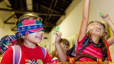 «Όλοι για έναν και ένας για όλους» στη Μικρόπολις 2012 