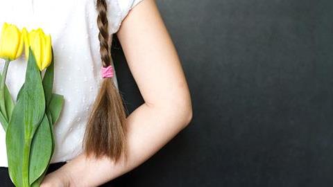 8 ξεχωριστά δωράκια για τη δασκάλα του παιδιού