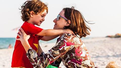 Πώς να περάσετε την τέλεια μέρα με τα παιδιά τώρα που τελείωσαν τα σχολεία