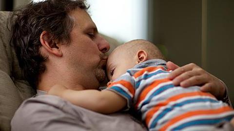 «Είναι υποχρέωση των συζύγων μας να κάνουν όσα κάνουμε κι εμείς!»