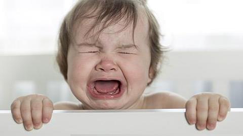 Cry it out: τα υπέρ και τα κατά της μεθόδου