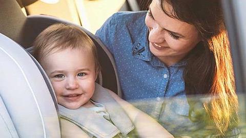 Πρώτο ταξίδι με το μωρό: 4 χρήσιμες συμβουλές