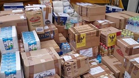 10 στιγμές αλληλεγγύης που δίνουν ελπίδα!