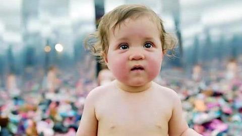 «Ωδή στη μητρότητα»: Το χιουμοριστικό βίντεο για το... χάος που επικρατεί στην καθημερινότητα των μαμάδων