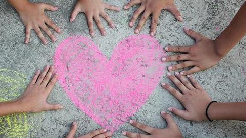 Παγκόσμια ημέρα κατά της βίας: Τα ηχηρά μηνύματα των Ελλήνων μαθητών 