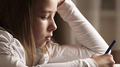 Δυσκολεύεται το παιδί να συγκεντρωθεί; 6 τρόποι για να το βοηθήσετε